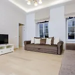 Center Avenue Apartments