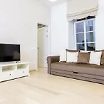Center Avenue Apartments